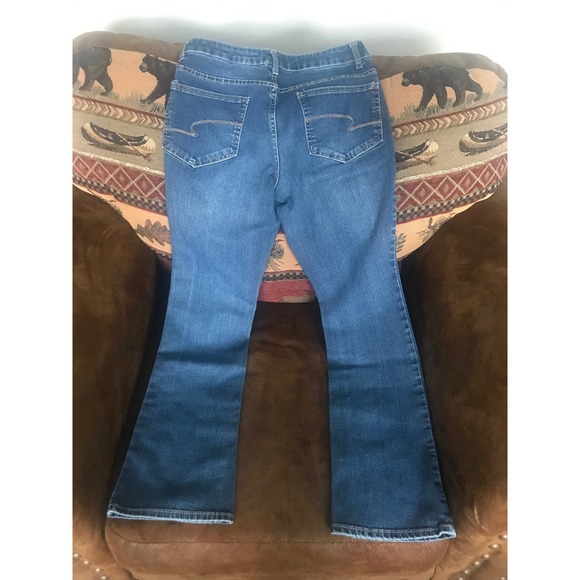 Time and Tru Womens Bootcut Jeans Medium Wash Size 10 Stretch Denim - Picture 4 of 4